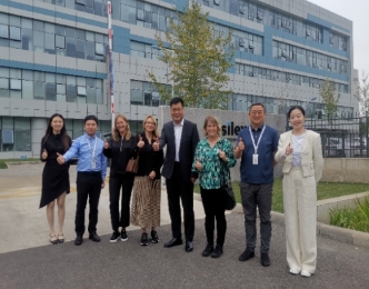 J9官方网站财务团队来京交流