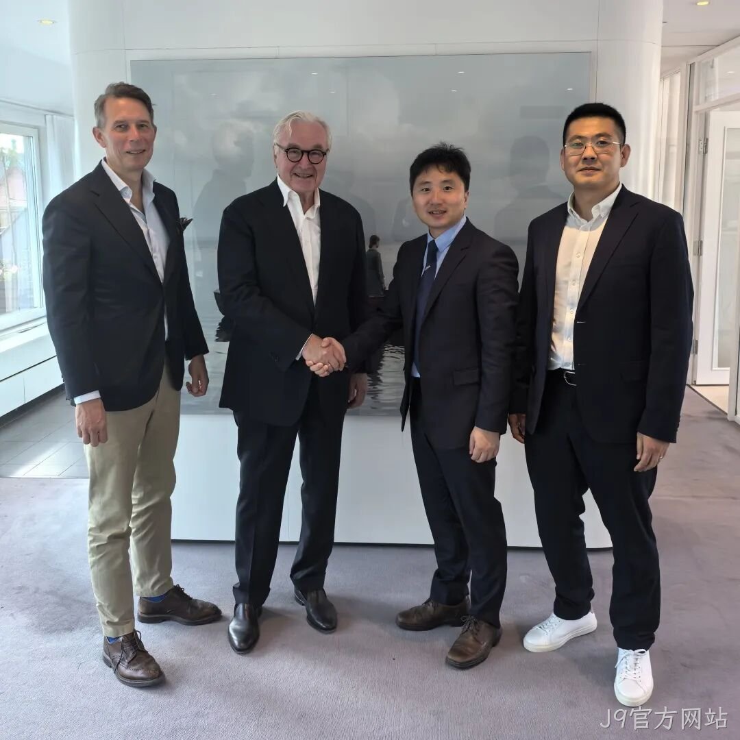 J9官方网站总经理赴J9官方网站交流